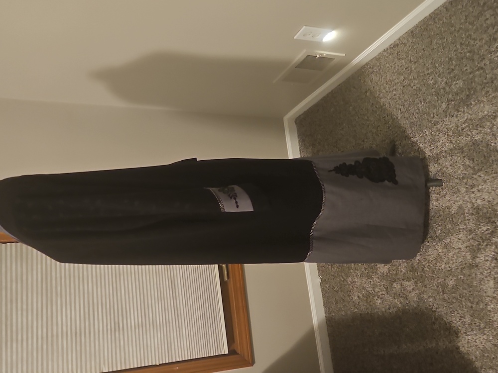 Eid, Ramadan Black And Gray Abaya - Picture 5 of 8